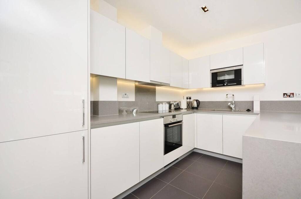 Property photo 2 of 4 Picture No. 04