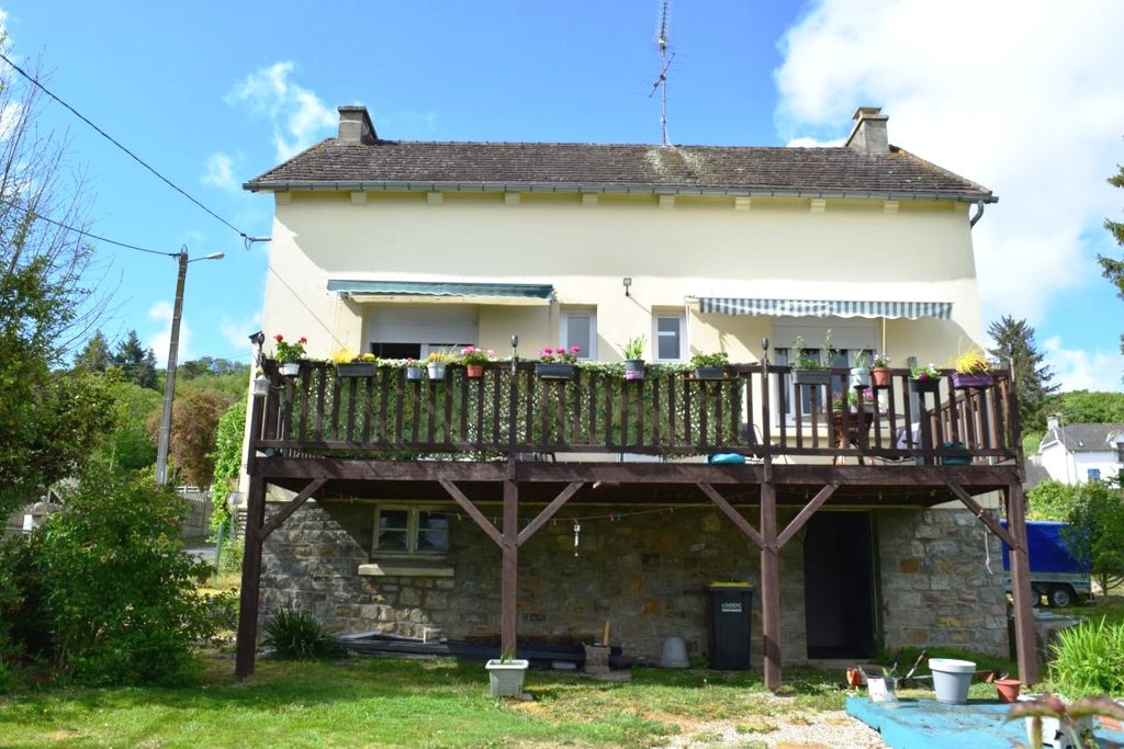 Property photo 2 of 18