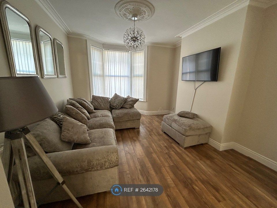 Property photo 3 of 7