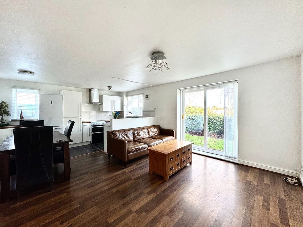 Property photo 1 of 31 3828321