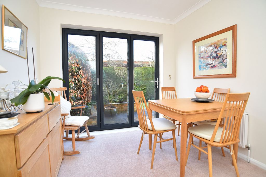 Property photo 3 of 17 10