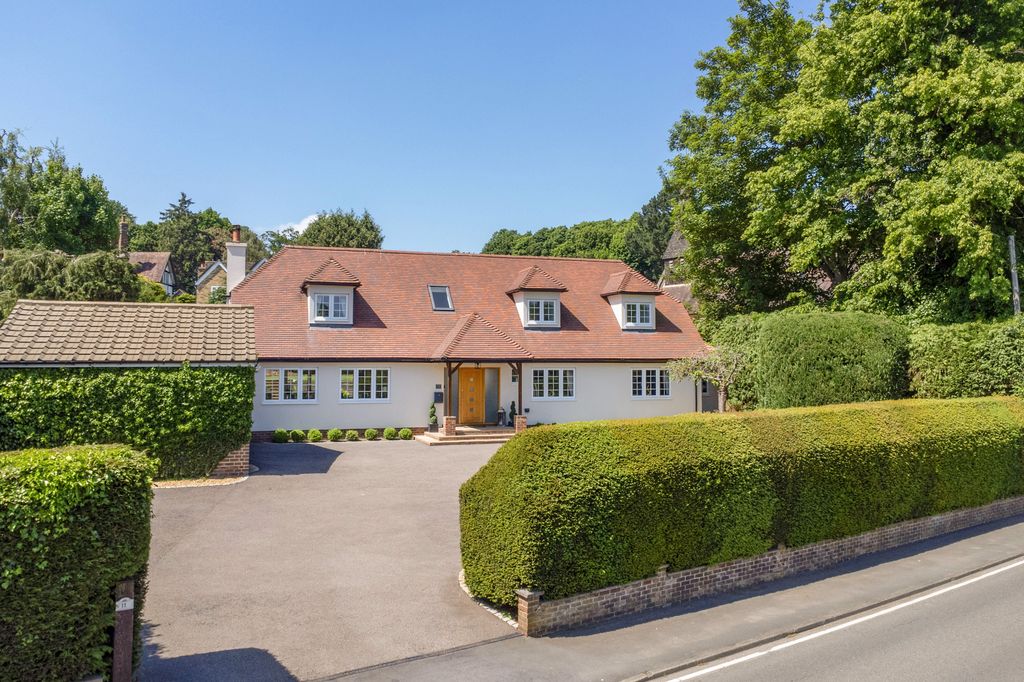 Property photo 1 of 24