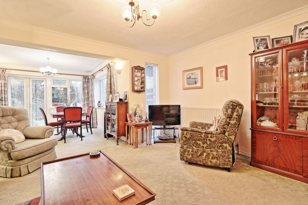 Property photo 3 of 21 24