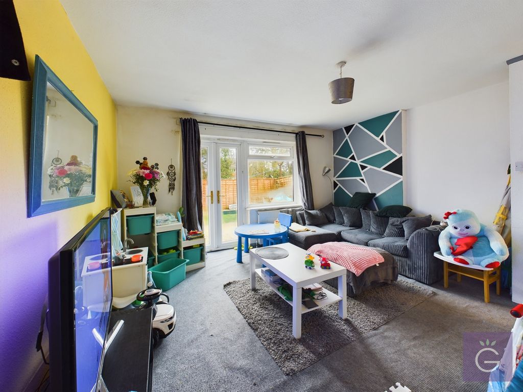 Property photo 3 of 5