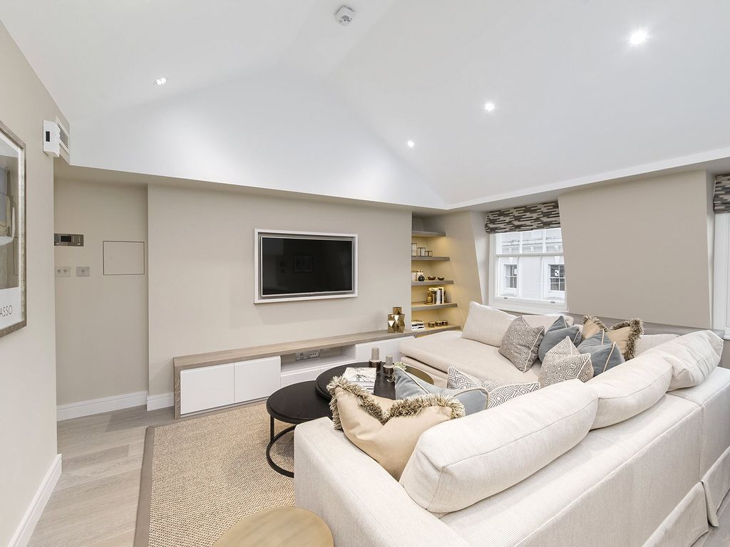 Property photo 1 of 10 King Street