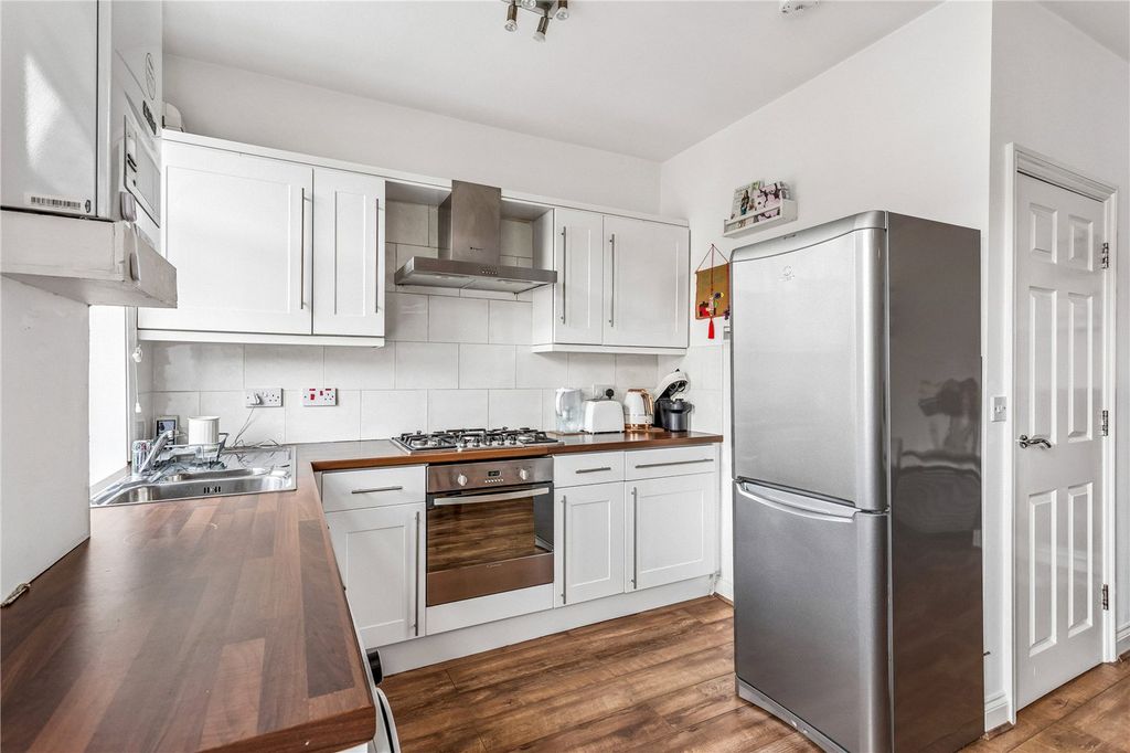 Property photo 2 of 11 Picture No. 04