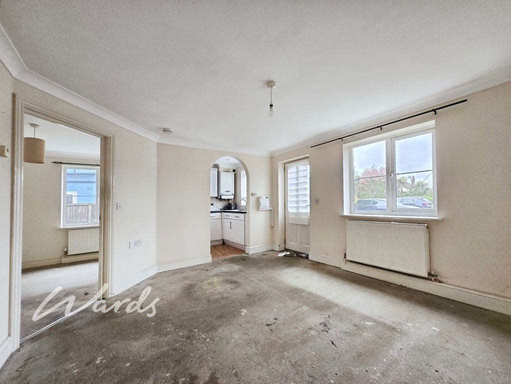 Property photo 3 of 9 ee723E6d-5829