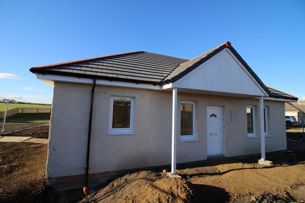 Property photo 2 of 4