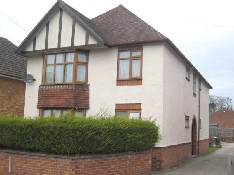 Property photo 1 of 8 Exterior