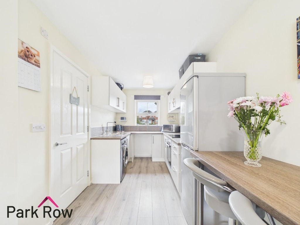 Property photo 2 of 21 Kitchen/Dining/Living Area