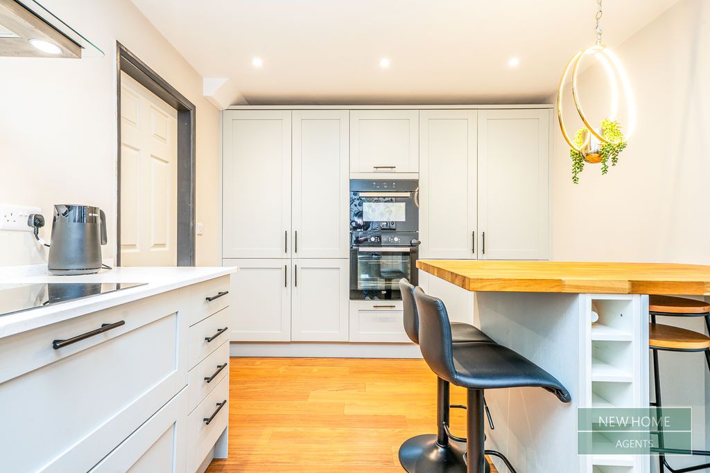 Property photo 3 of 23 Photo 14