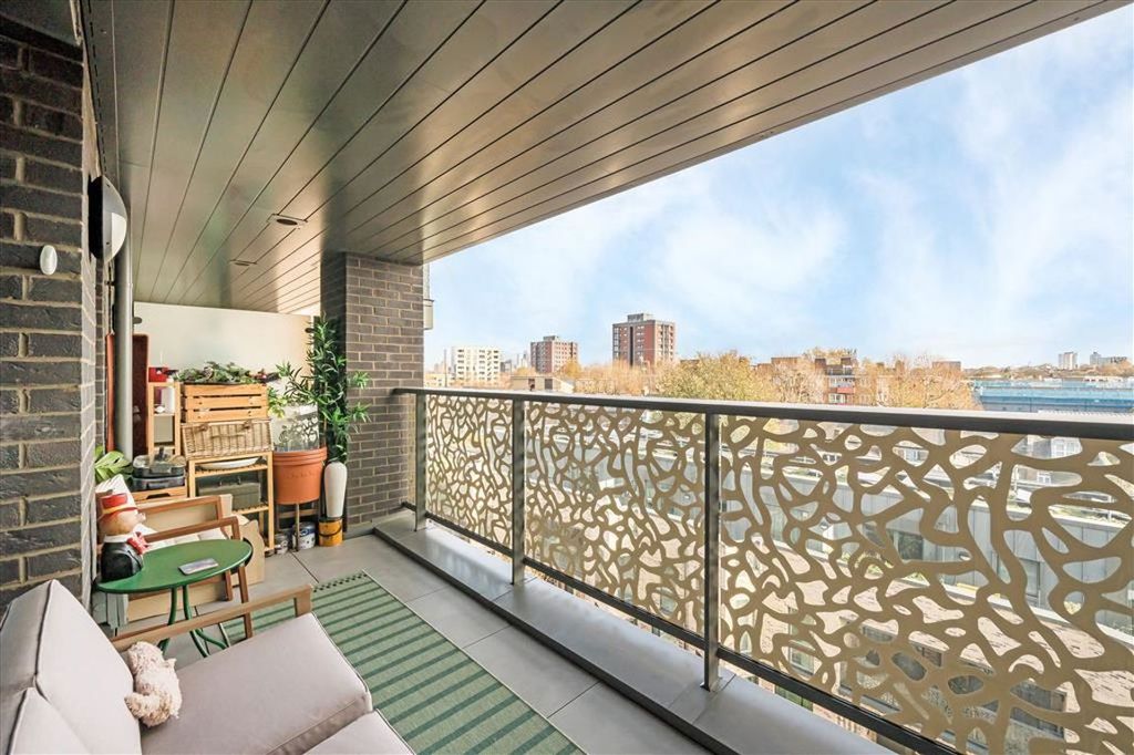 Property photo 3 of 6