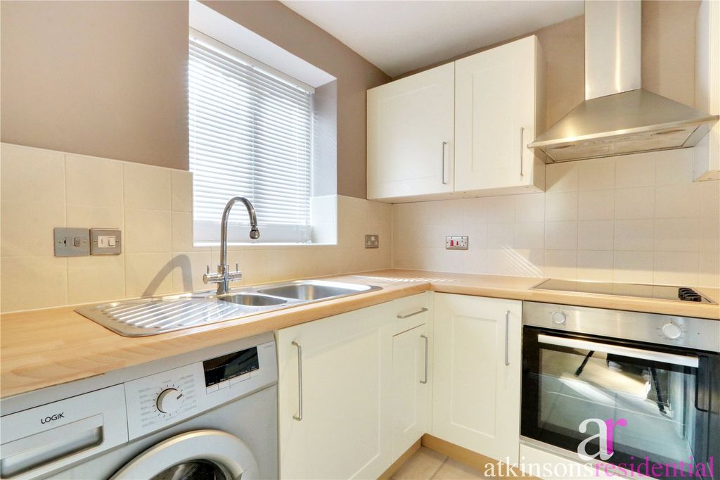 Property photo 1 of 13 Picture No. 12