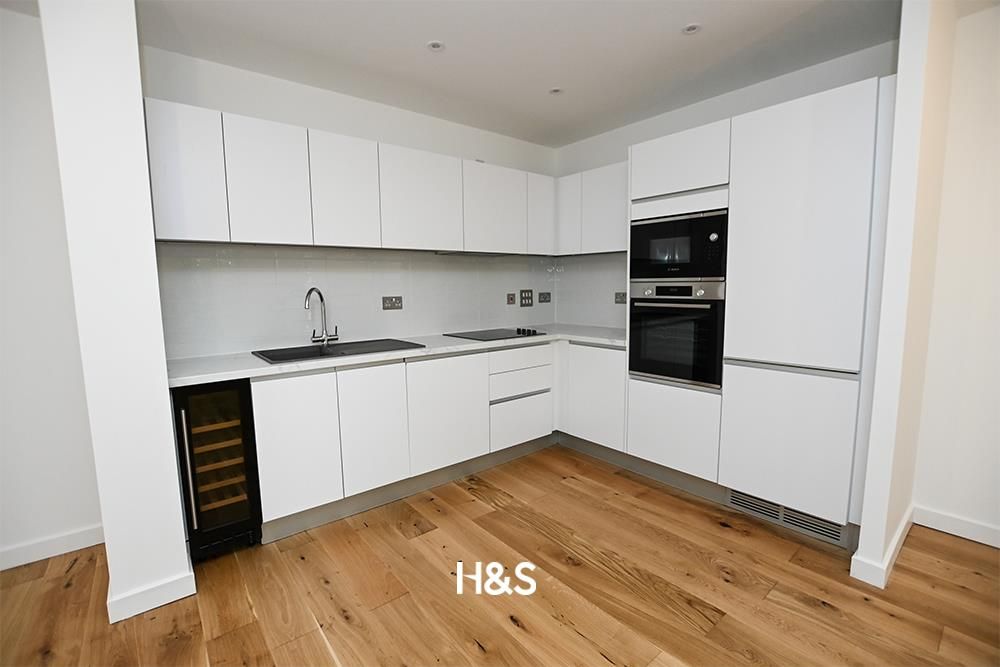 Property photo 1 of 11 103Axium-1.Jpg
