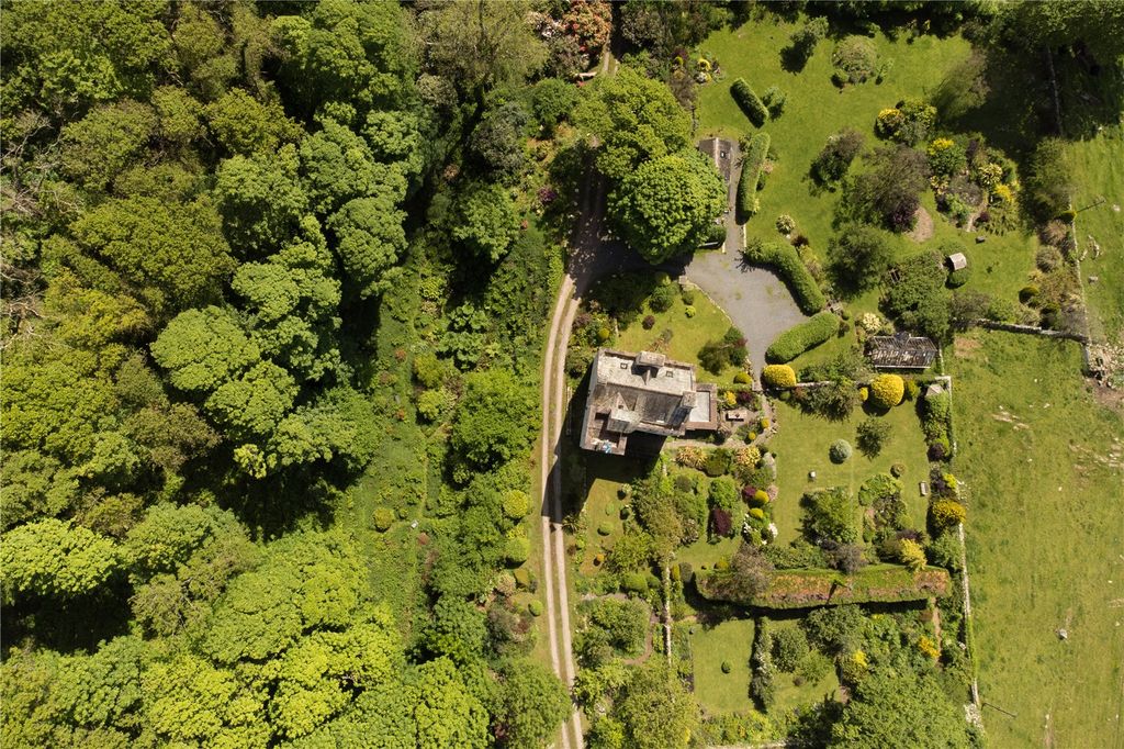 Additional image 27 of 4 bed property for saleBarholm Castle, Gatehouse Of Fleet, Castle Douglas, Kirkcudbrightshire DG7