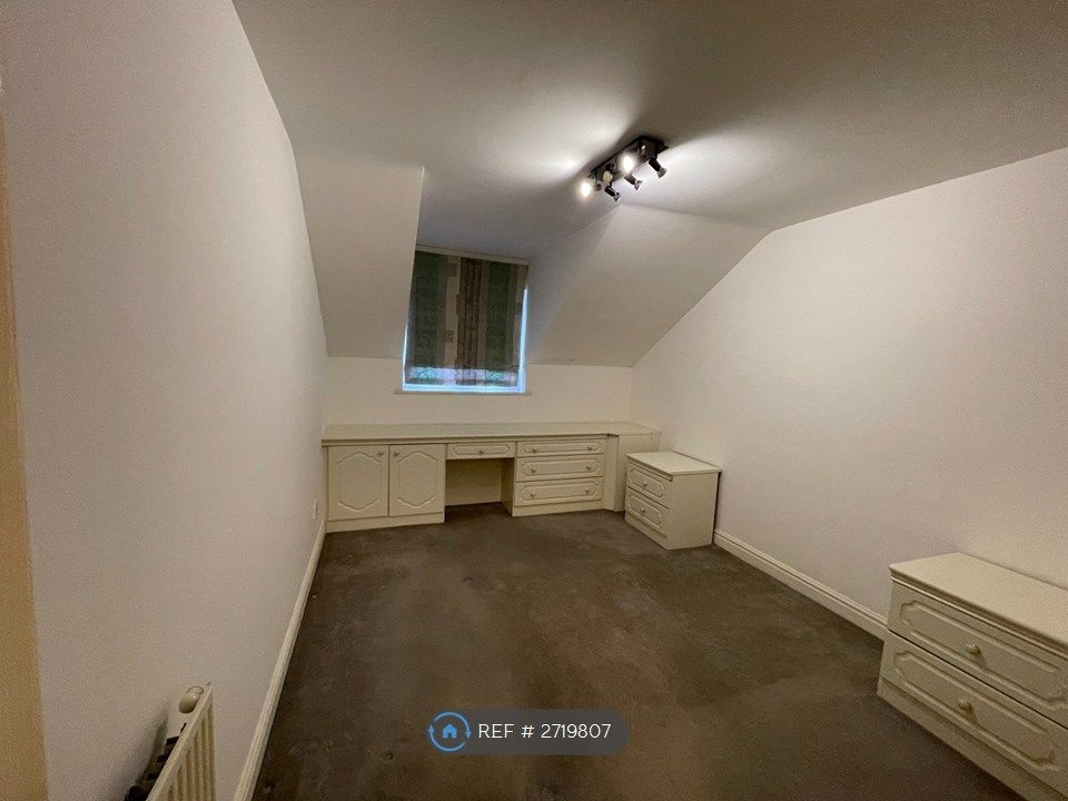 Property photo 2 of 12 Main Bedroom View 1