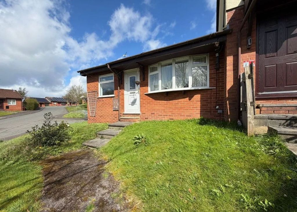 Property photo 1 of 13