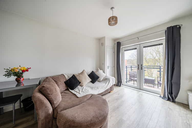 Property photo 1 of 21