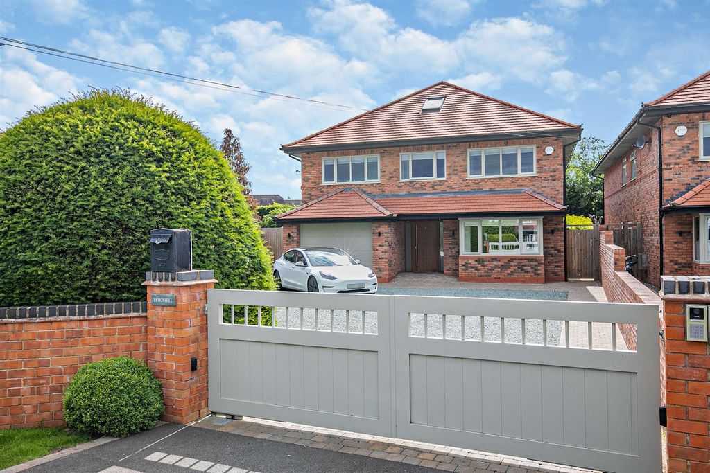 Property photo 1 of 51 8603837-Exterior20-800.Jpg