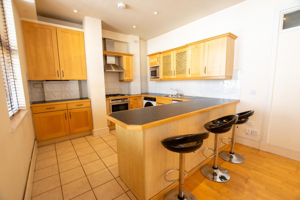 Property photo 2 of 13 Kitchen