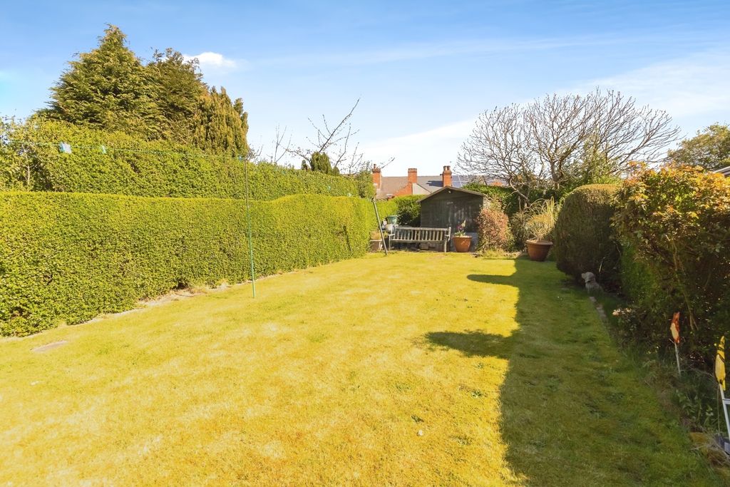 Property photo 2 of 16 Photo