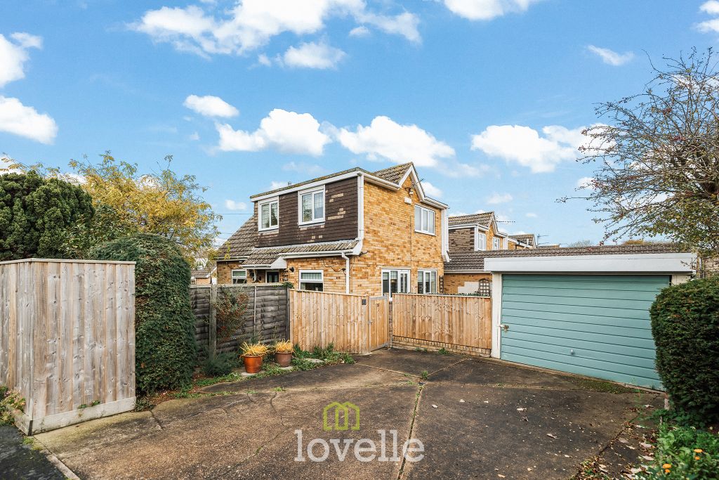 Property photo 1 of 34