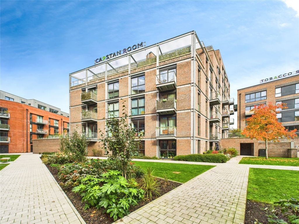 Property photo 2 of 15 Picture No. 10