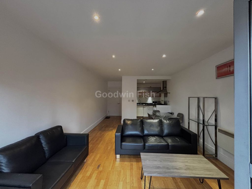 Property photo 3 of 9