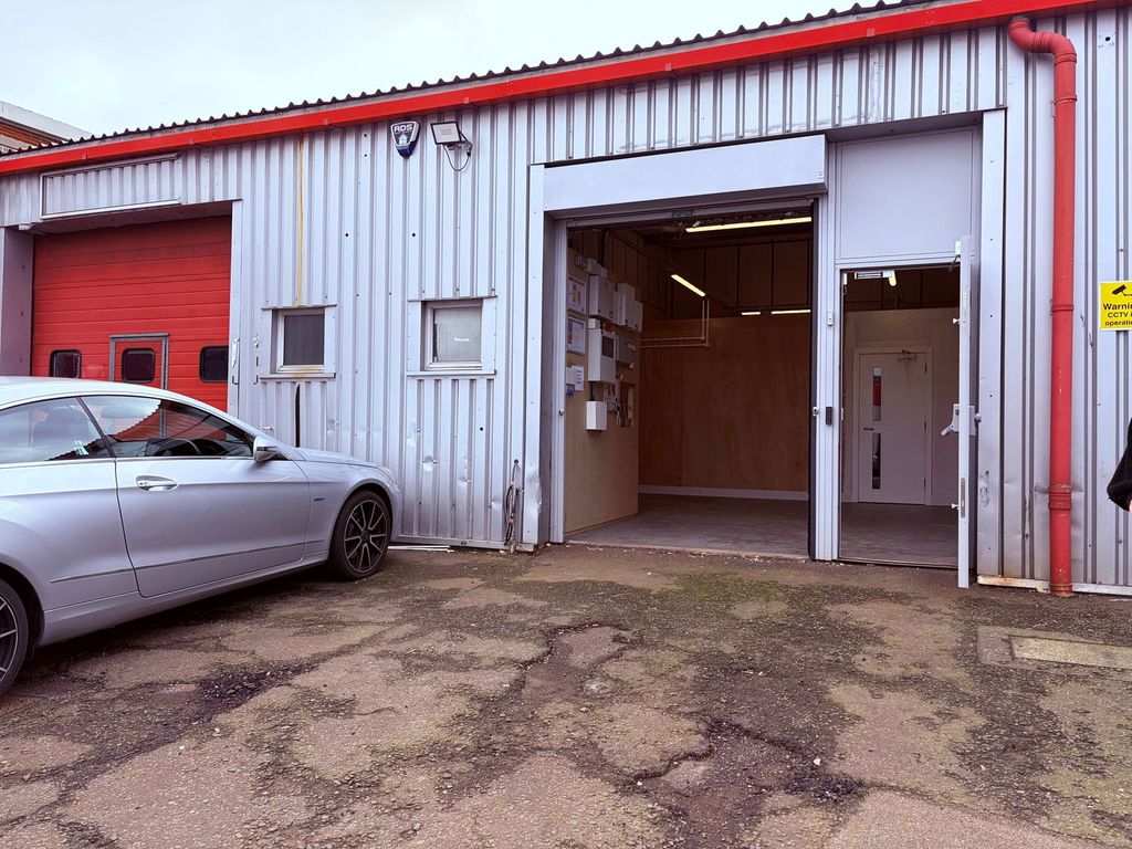 Property photo 2 of 5