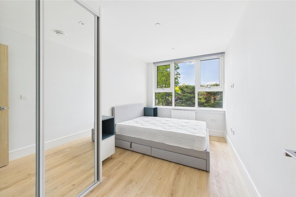 Property photo 1 of 6 Cam02700G0-Pr0297-Still008.Jpg