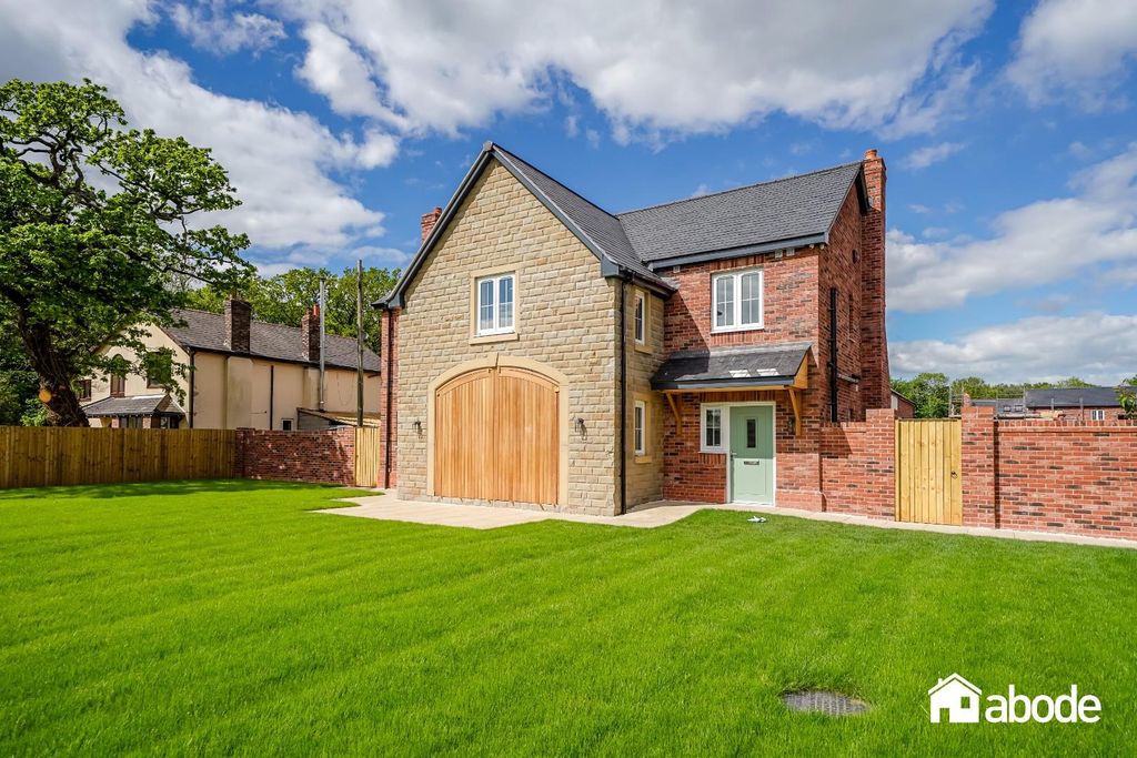 Property photo 1 of 32