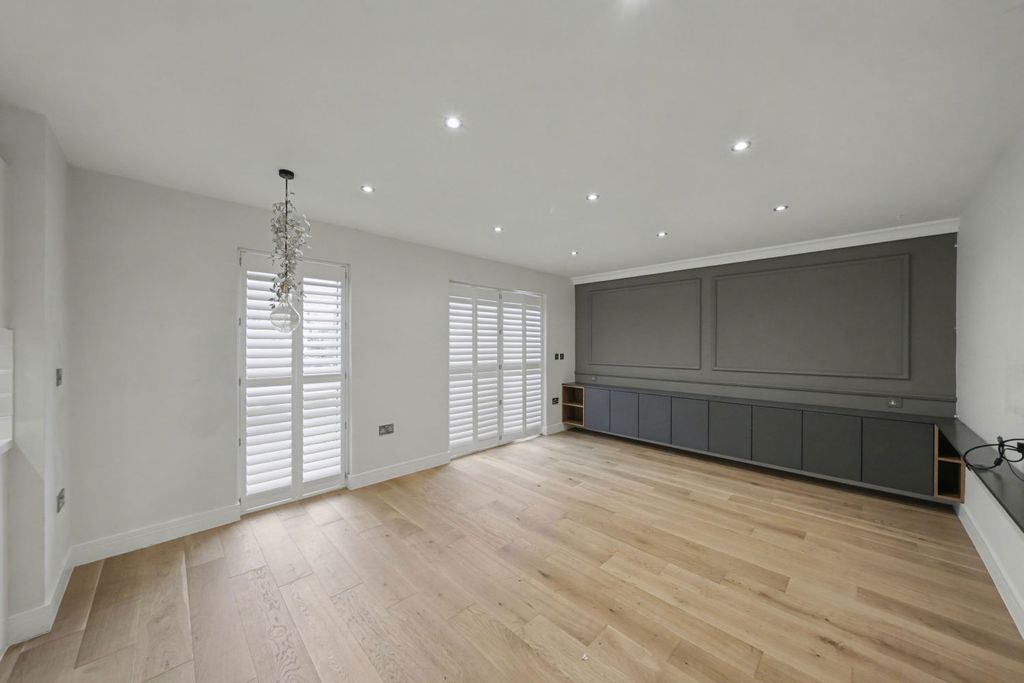 Property photo 2 of 12 20260313051636__Dsc4