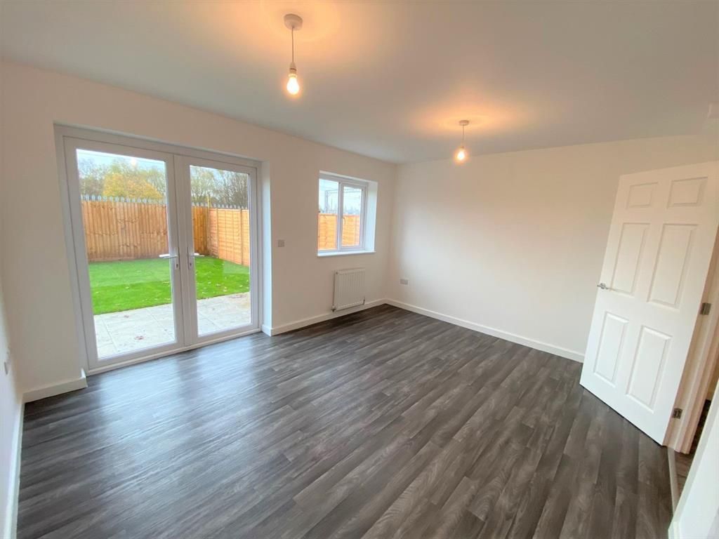 Property photo 3 of 23