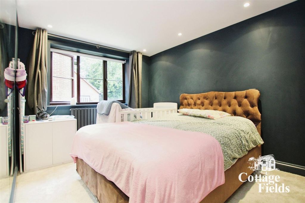 Property photo 2 of 8 3d104A5A-Img_7098.Jpg