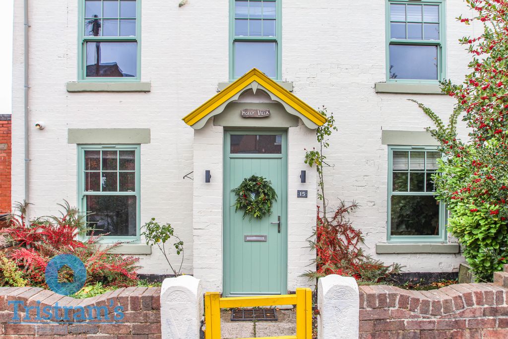 Property photo 2 of 30