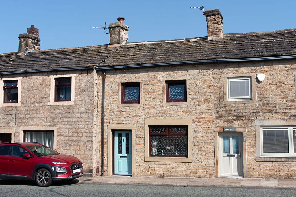 Property photo 1 of 14 4419180