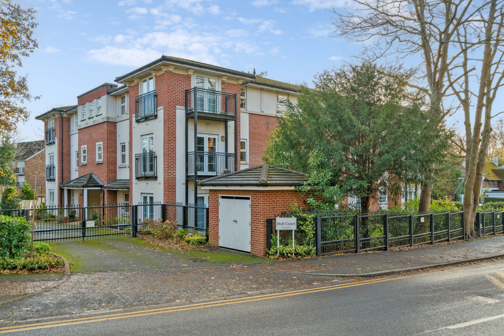 Property photo 1 of 12