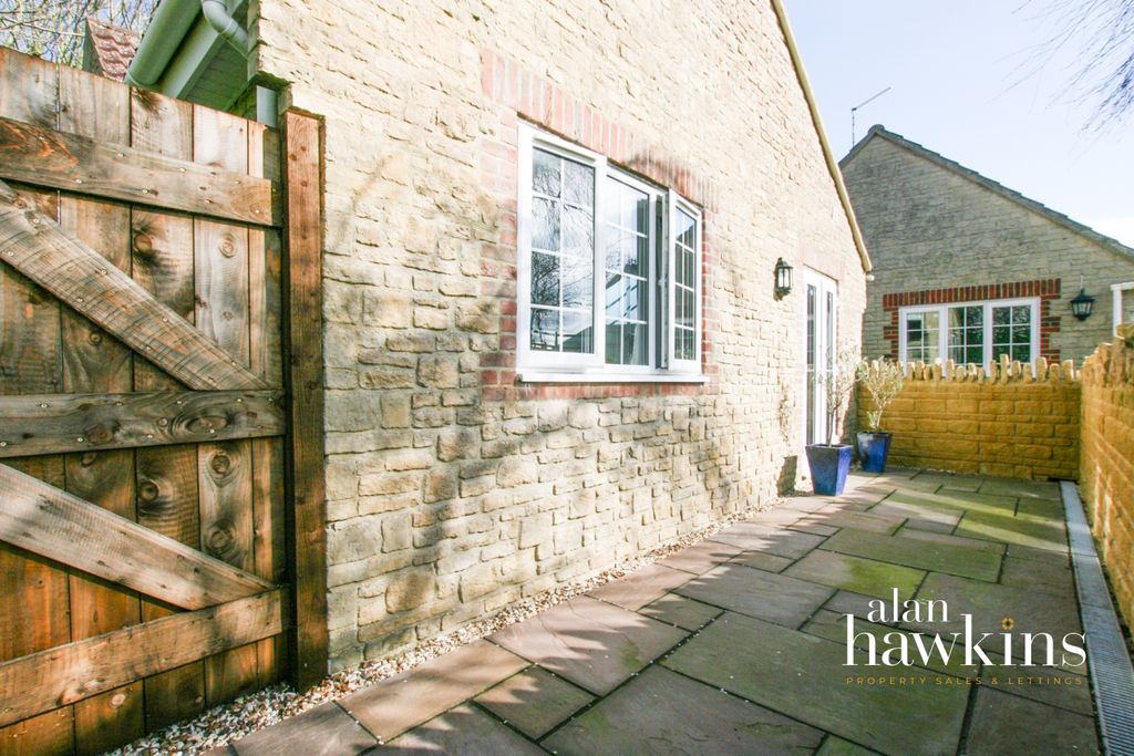 Property photo 2 of 8 Img_0409-2