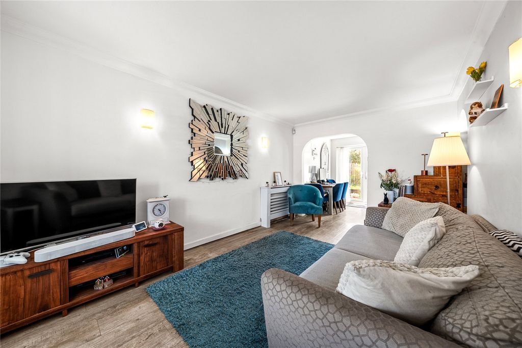 Property photo 3 of 19 Picture No. 22