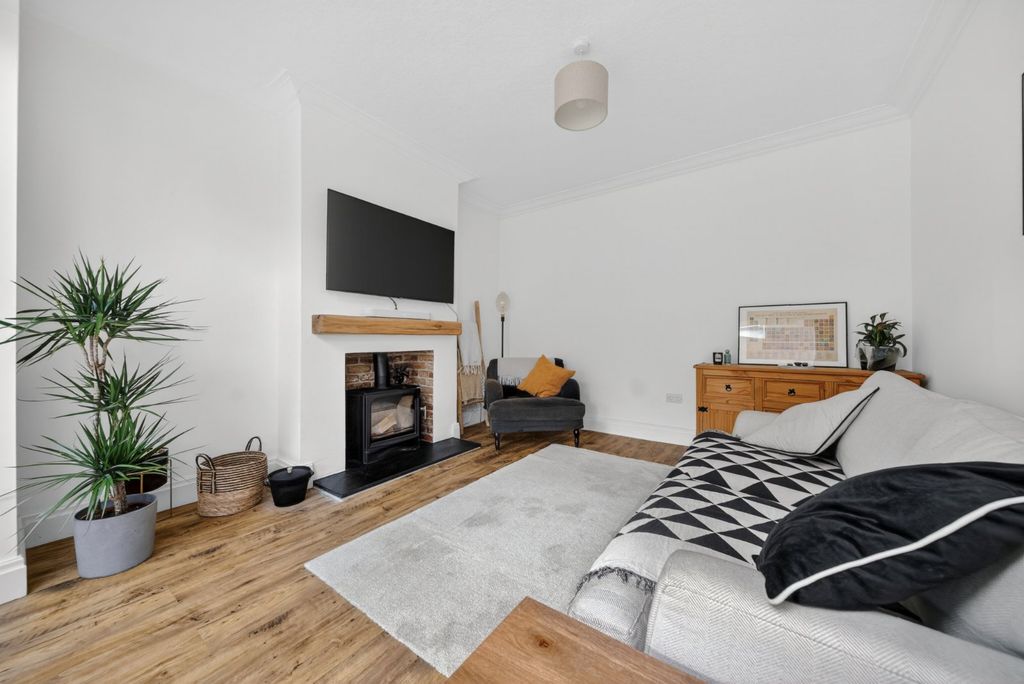 Property photo 3 of 24 Picture No. 35