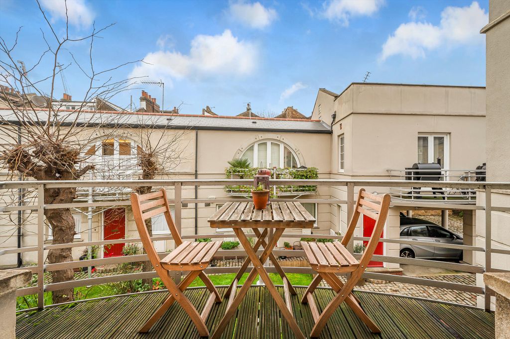 Property photo 2 of 13 Image