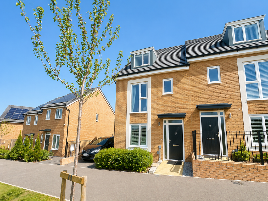 Property photo 1 of 15 Front