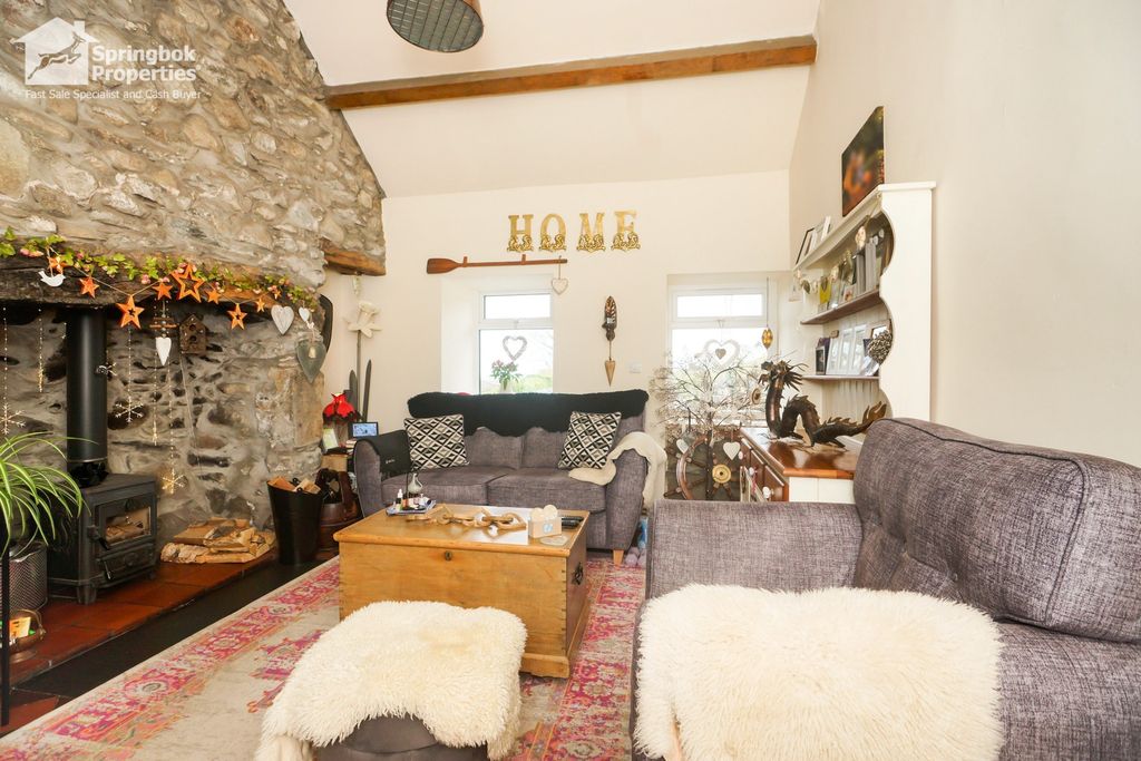 Property photo 3 of 16 Image 2