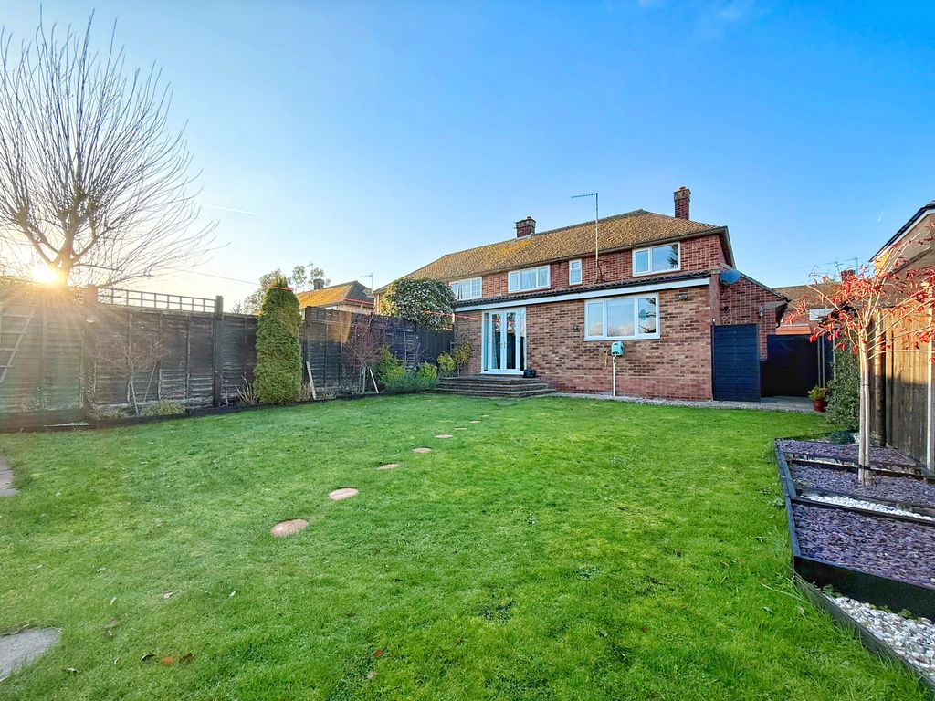 Property photo 1 of 20 Rear Garden