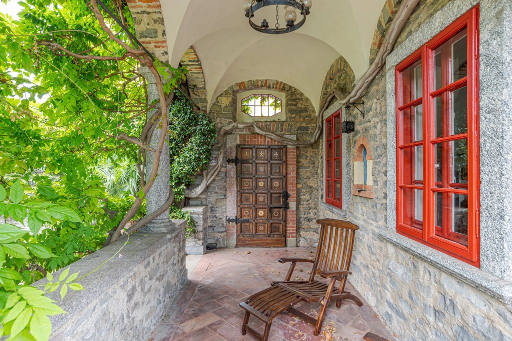 Property photo 1 of 68 The Lake Como Villa -Villa Colle-Ossuccio The Lake Como Villa-Villa Stphan- Via Cesare Poggi
