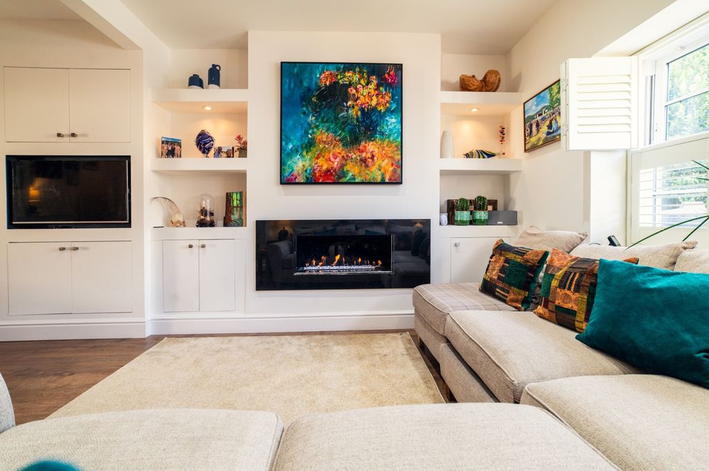 Property photo 3 of 31 Award-Winning Media Team On Every Listing_3