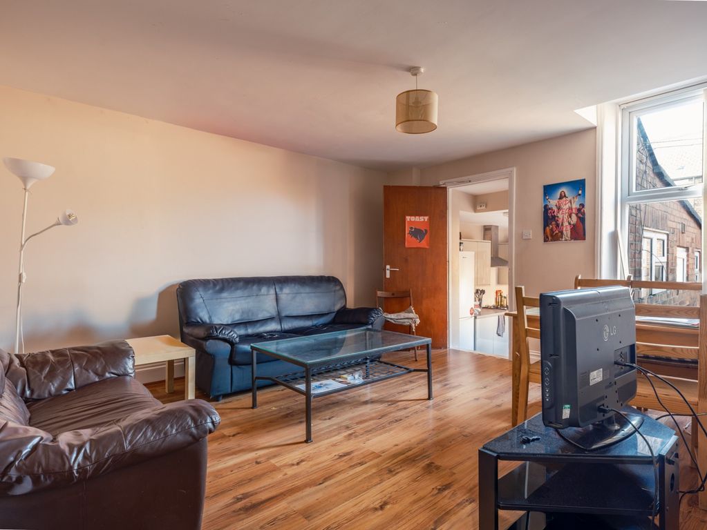 Property photo 1 of 10 3707261