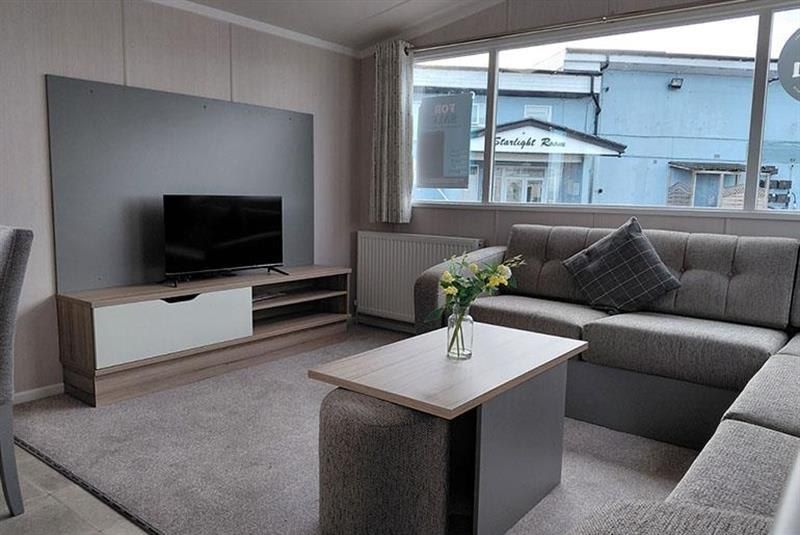 Property photo 3 of 7 007945 2 20260316 00.Jpeg