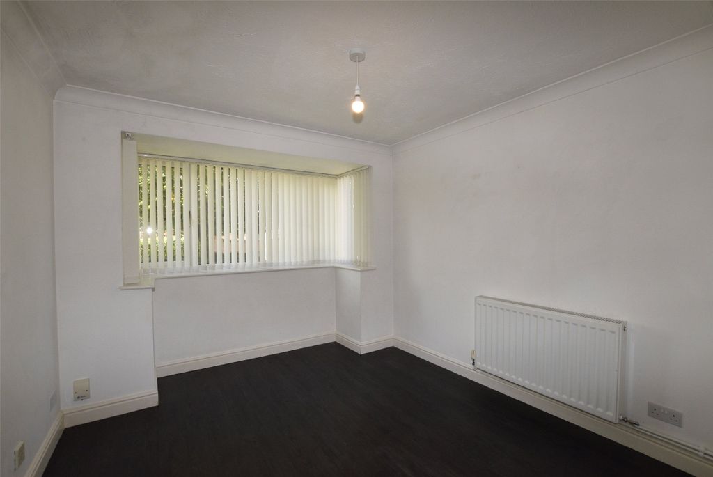 Property photo 2 of 13 Dining Room