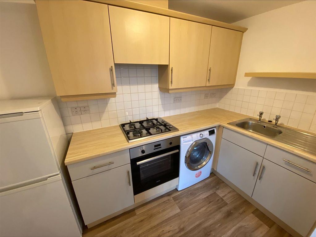 Property photo 2 of 11 3.Jpeg